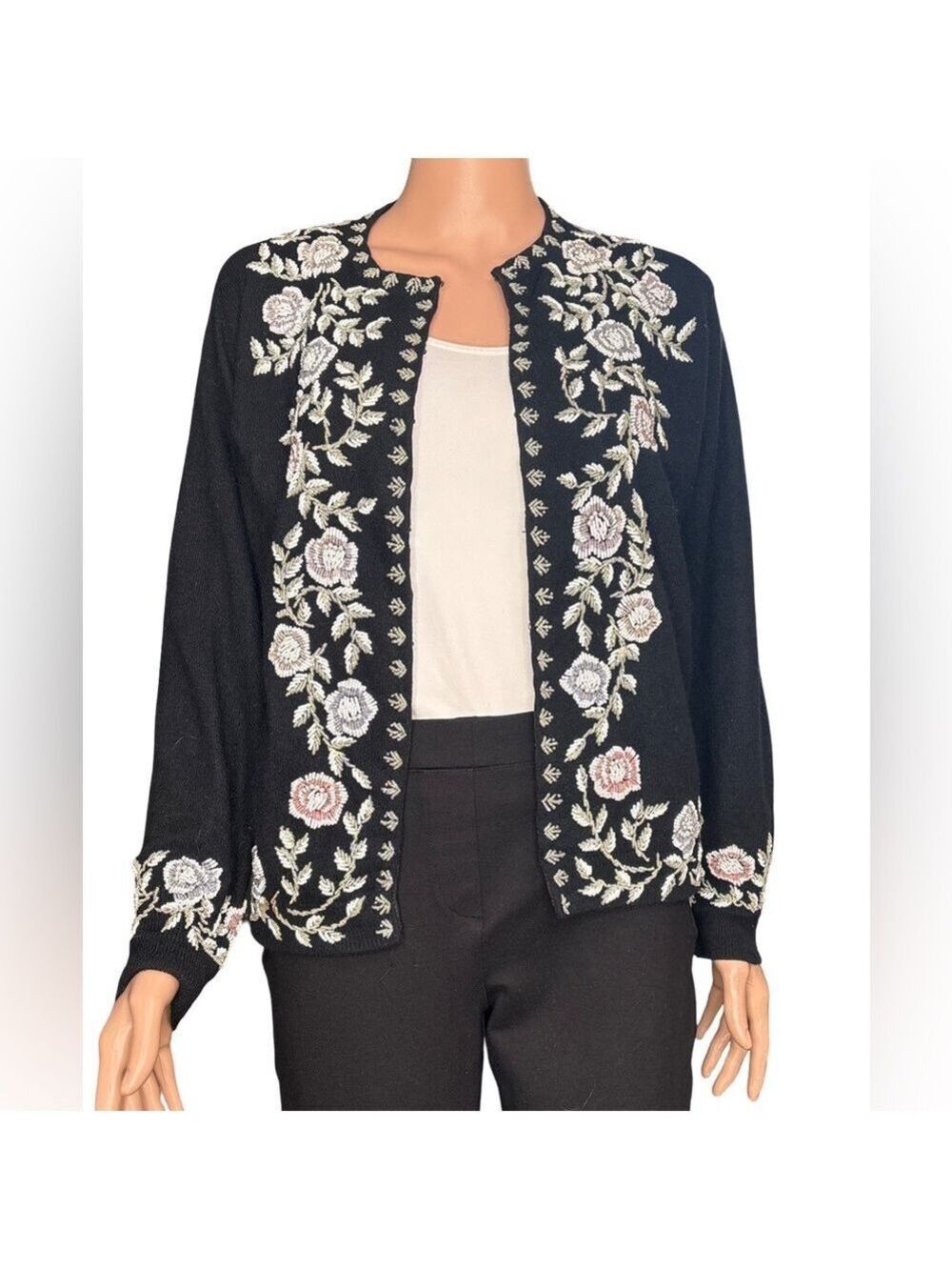 Cyn Les Elegant Black Beaded Floral Embellished Wool Cardigan 40 (conv  6-8)